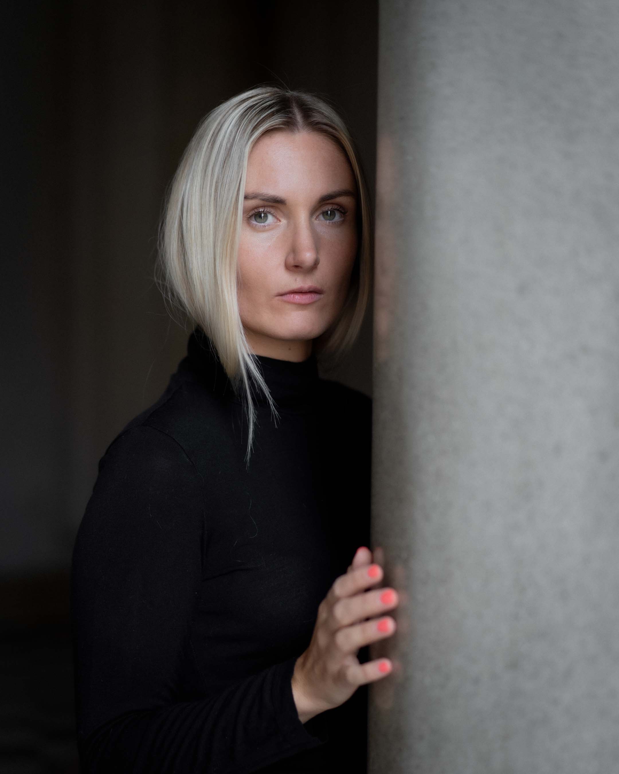 https://laurawestermann.de/wp-content/uploads/2019/07/Lisa-Surmann_Laura-Westermann-Photography-3.jpg